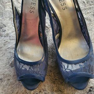Guess Blue Lace Kitten Toe Pumps 7.5 4 inch heel